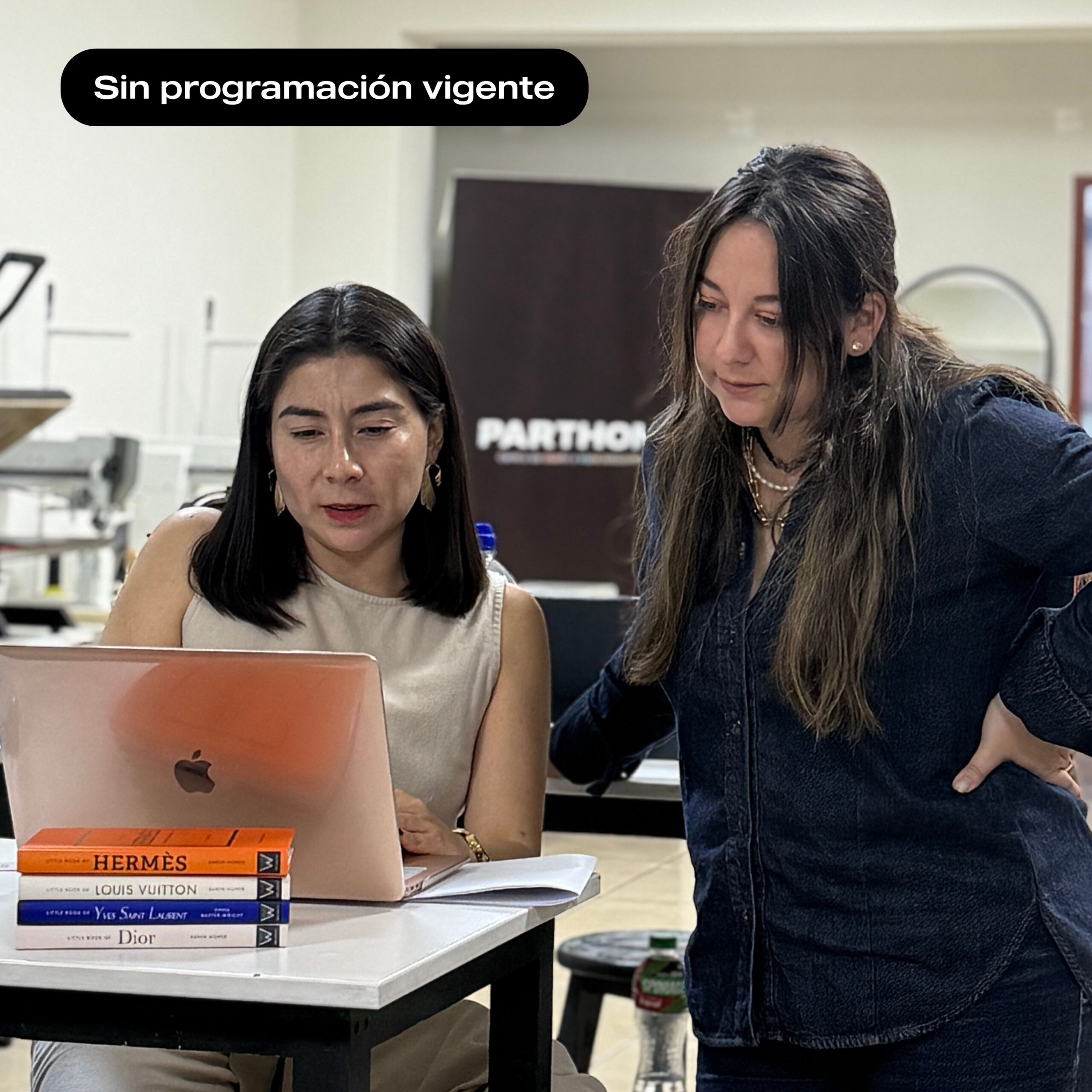 CURSO DE IDENTIDAD Y ARQUITECTURA DE MARCA